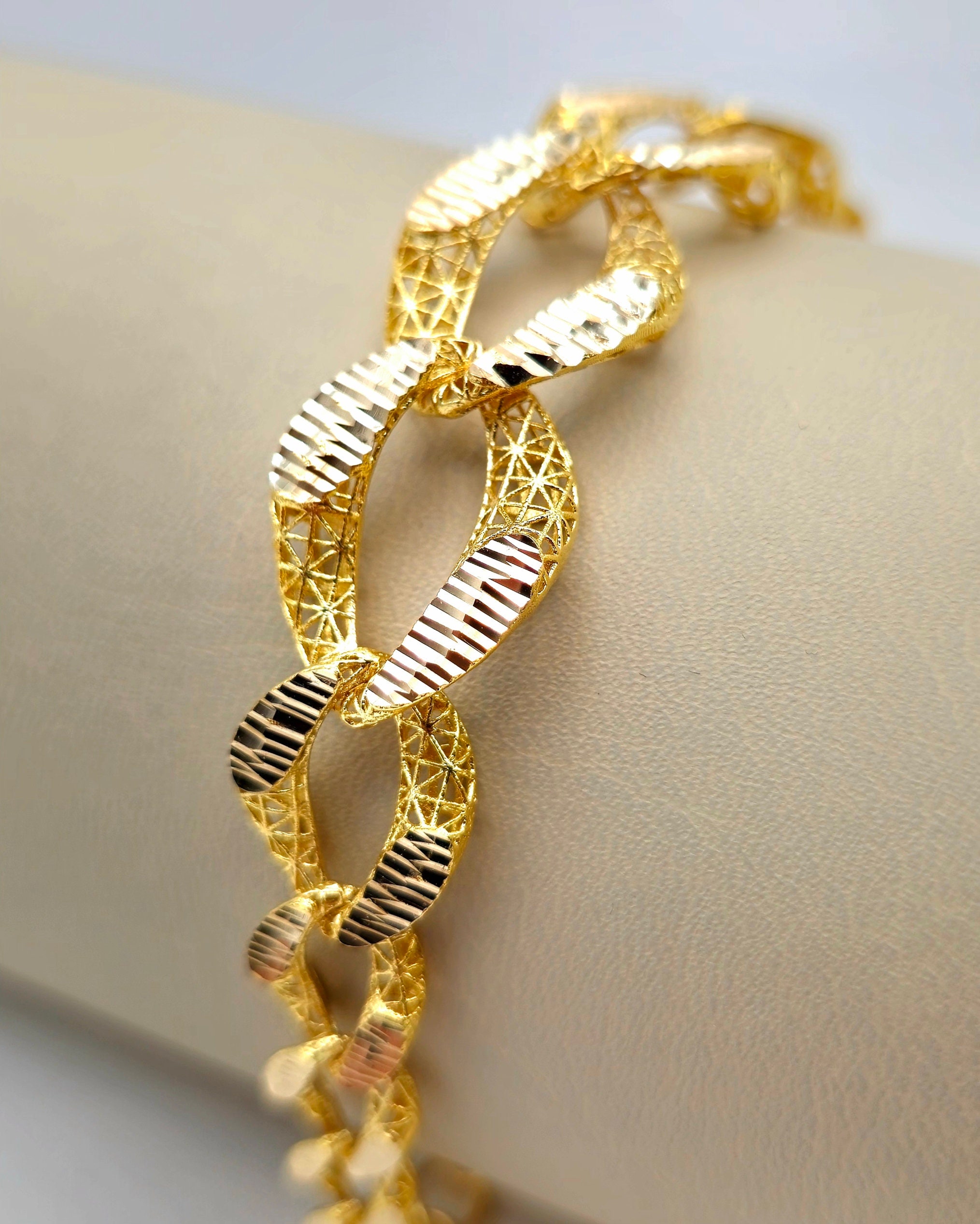 Il Fullxfull.6832146630 G0x2 Solid 18K Gold Speciality Design Paperclip Bracelet 15mm Tickness - Image 1