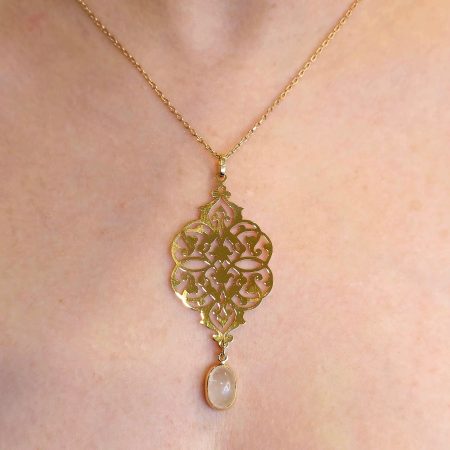 Solid 18K Gold Handmade Quartz Pendant Necklace with Cable Chain